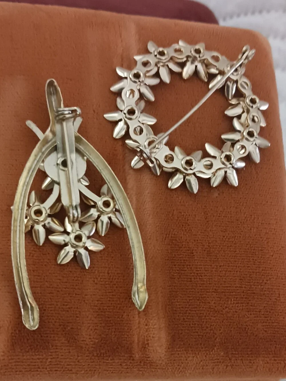 Vintage Wishbone Pastel Floral Brooch and Pin Set - Multicolor Flower Jewelry